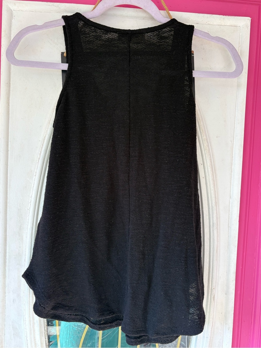 Zenana Outfitters Black V-Neck Knit Tank Top - Picture 4 of 4
